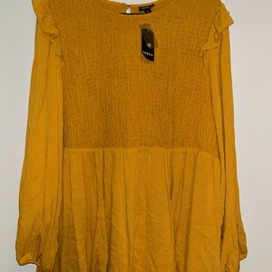 Torrid peplum crinkle gauze smocked top size 3